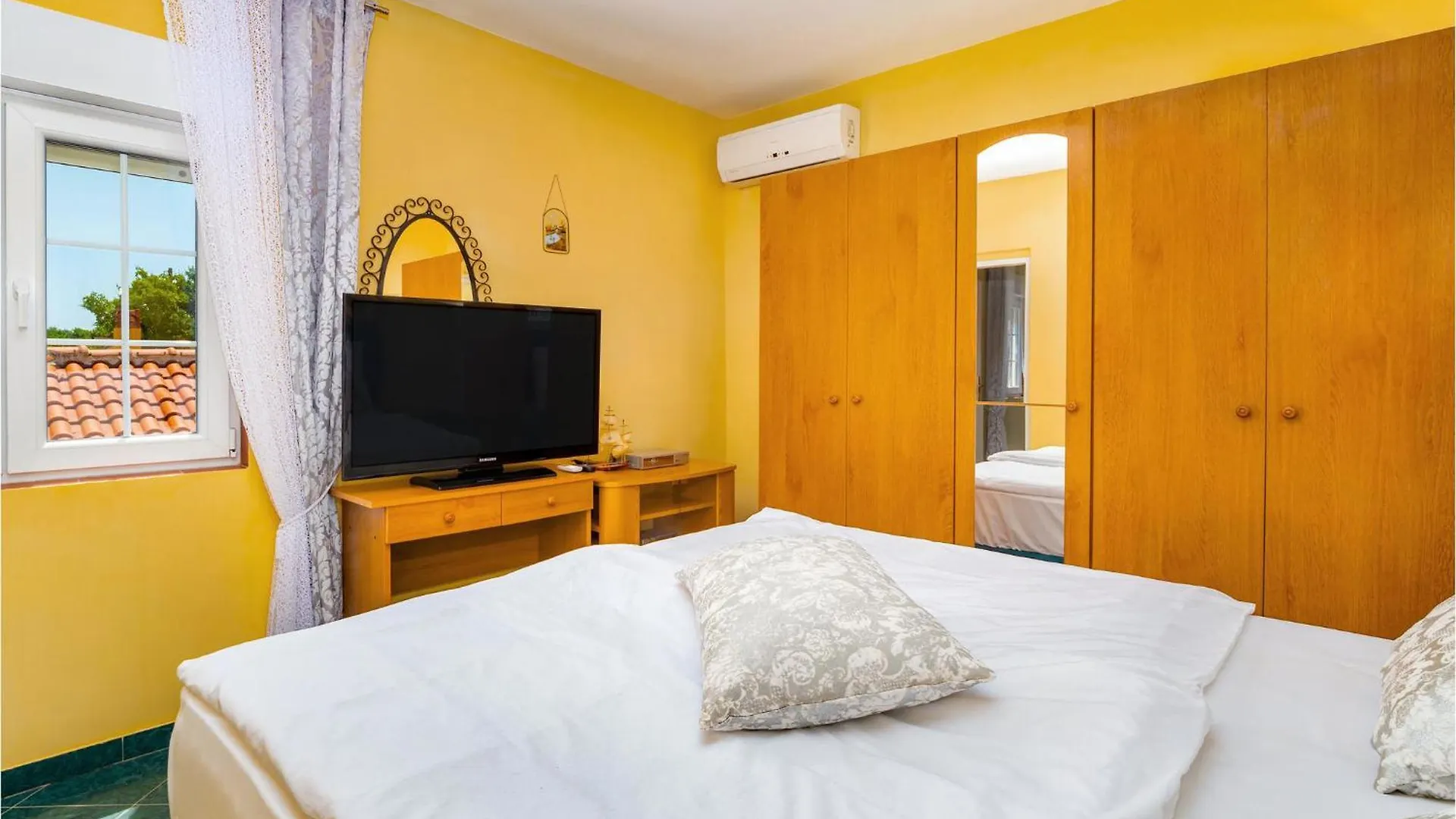 Cozy Apartment In Labin With Wifi לאבין